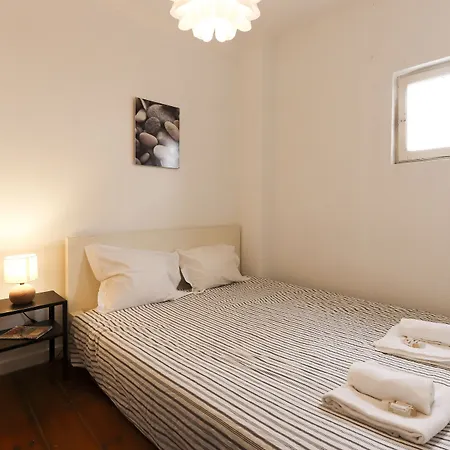 Combro Classic By Homing Lisboa